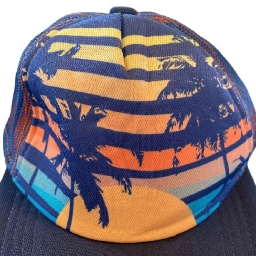 Tommy Bahama Kids Mesh Snapback Hat Hawaiian Sunset Beach Palm Tree